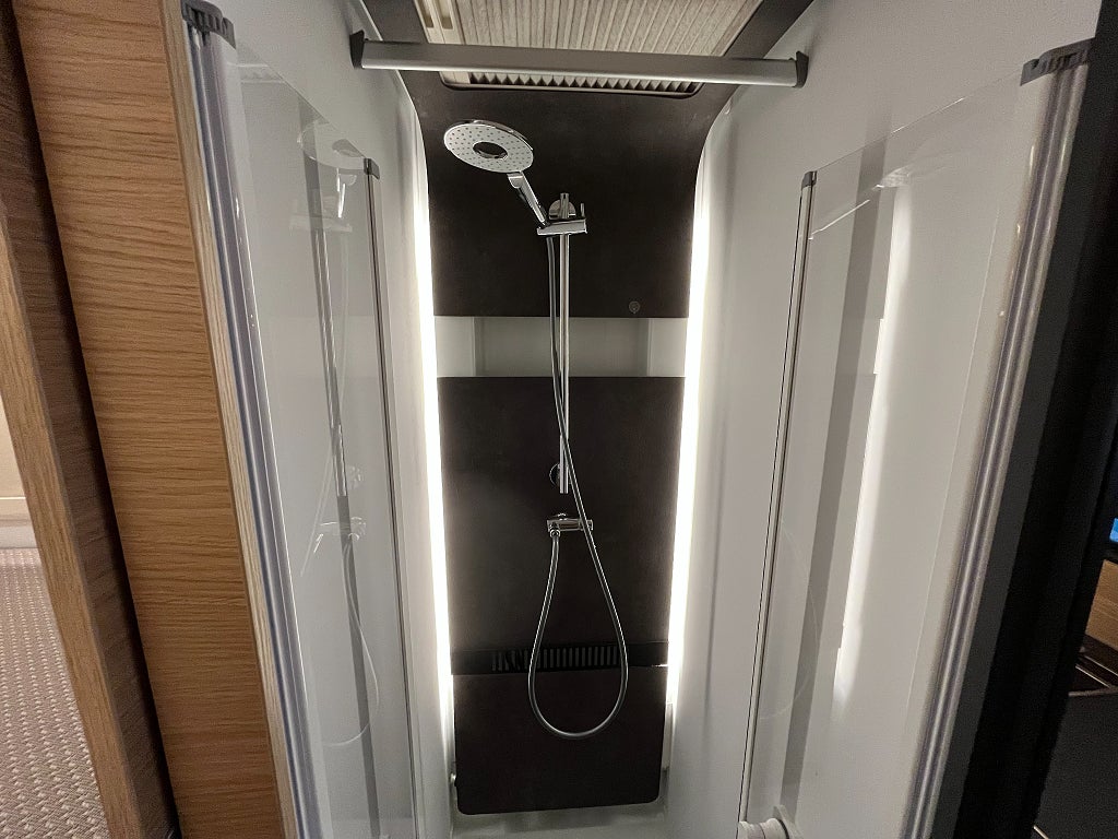 Adria Sonic 700 SL Plus / AC BODEL / ALDE / FABRIKSGARANTI - Adria