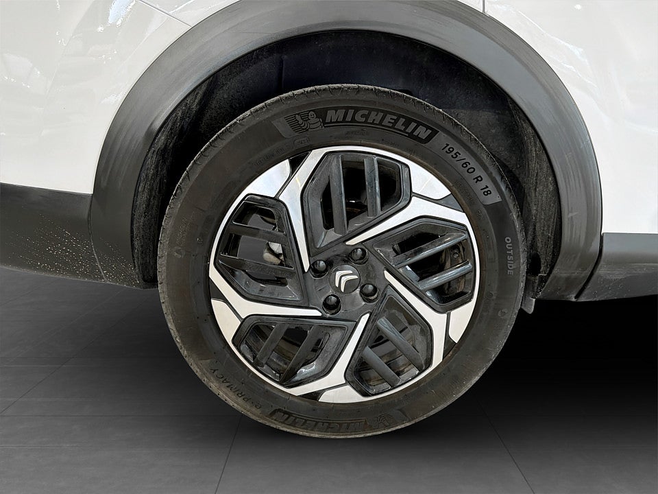 Bild på Citroën C4-X Shine 1.2 PT 130 Aut B-KAMERA NAVI