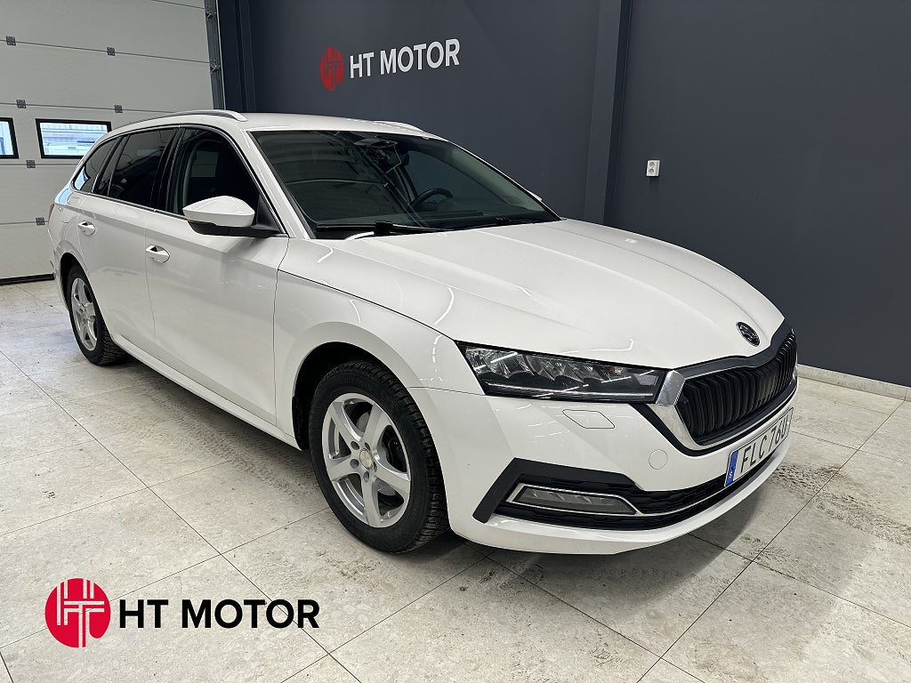 Skoda Octavia Kombi 1.0 TSI/B-Kamera/DRAG/NAV/COCKPIT/VÄRMARE