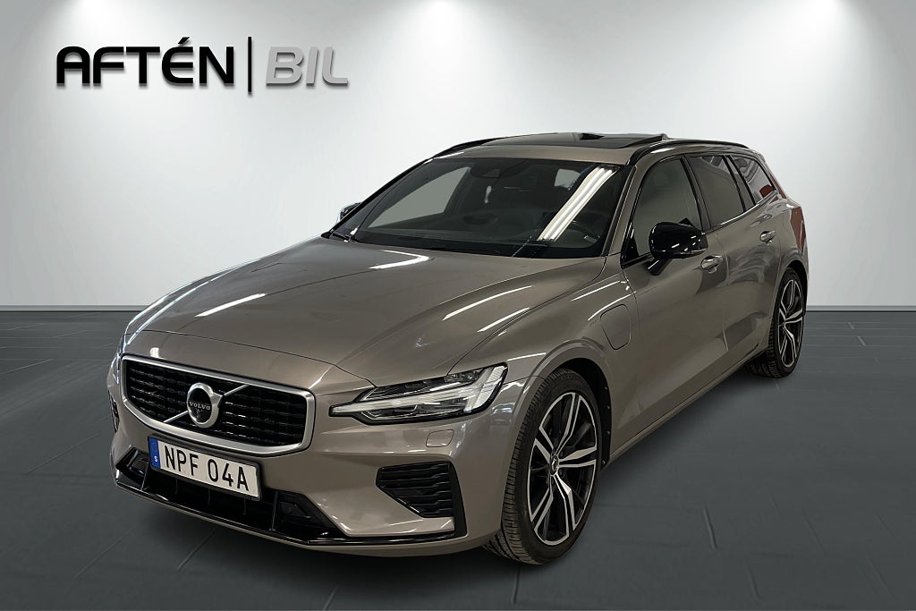 Volvo V60 T8 392hk R-Design|Pano|Orrefors|Drag|360° - NYSERVAD!