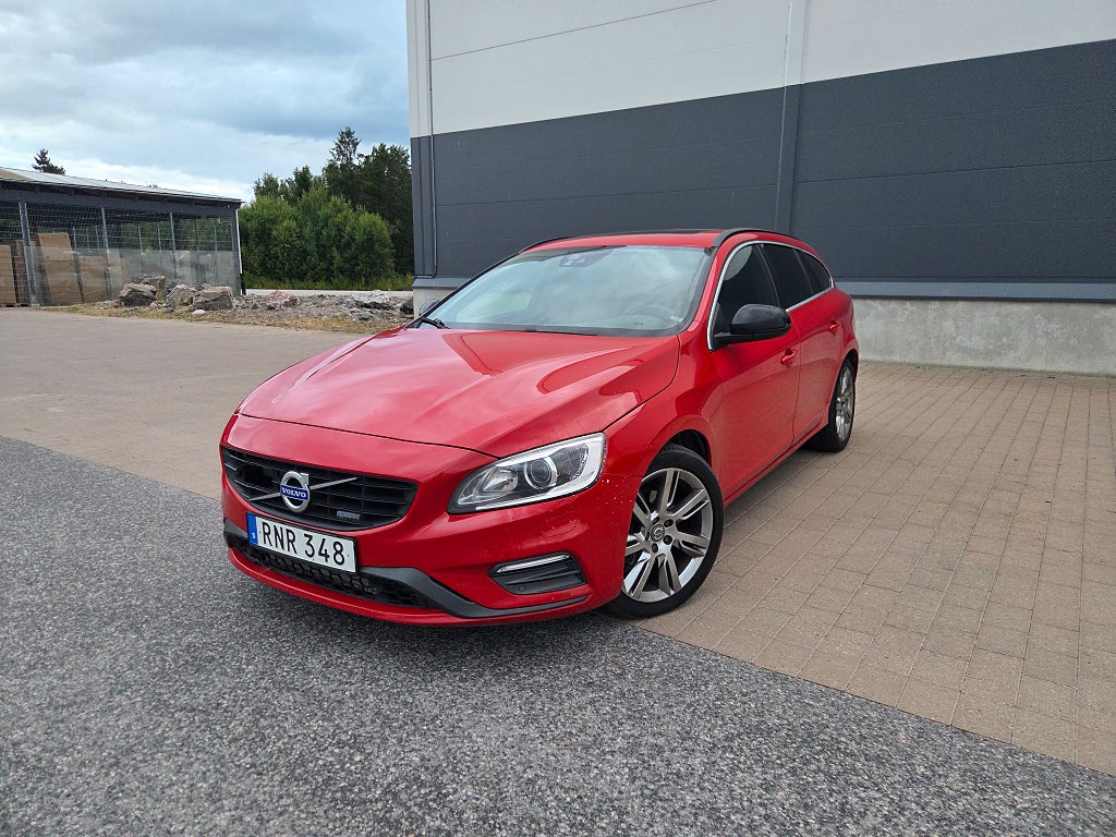 Volvo V60 D4 Geartronic R-Design Euro 6