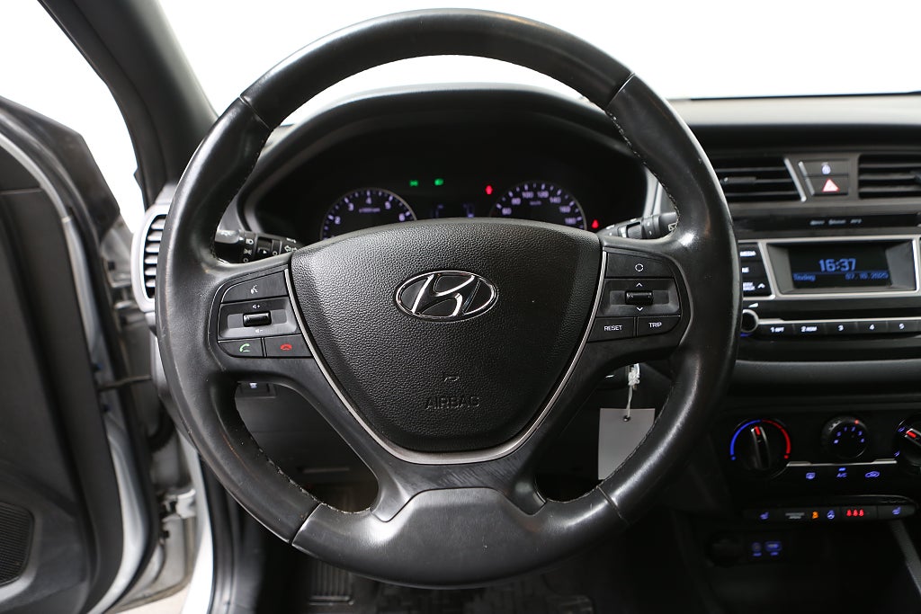 Hyundai i20 1,2 Move! 5D Bluetooth Dragkrok 2018