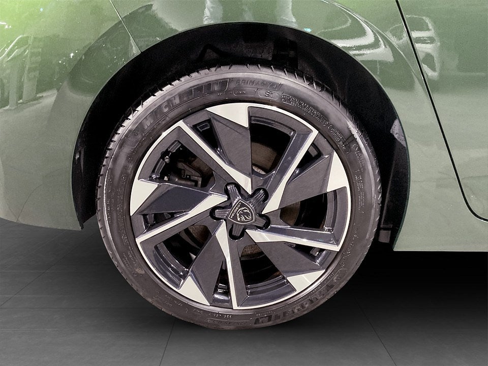 Bild på Peugeot 308 5D Allure PHEV 180hk Aut - CARPLAY, B-KAMERA