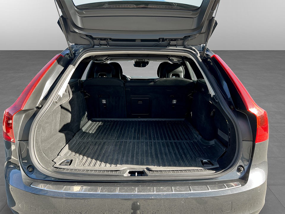 Bild på Volvo V90 Business D3 150hk Aut CARPLAY DRAG