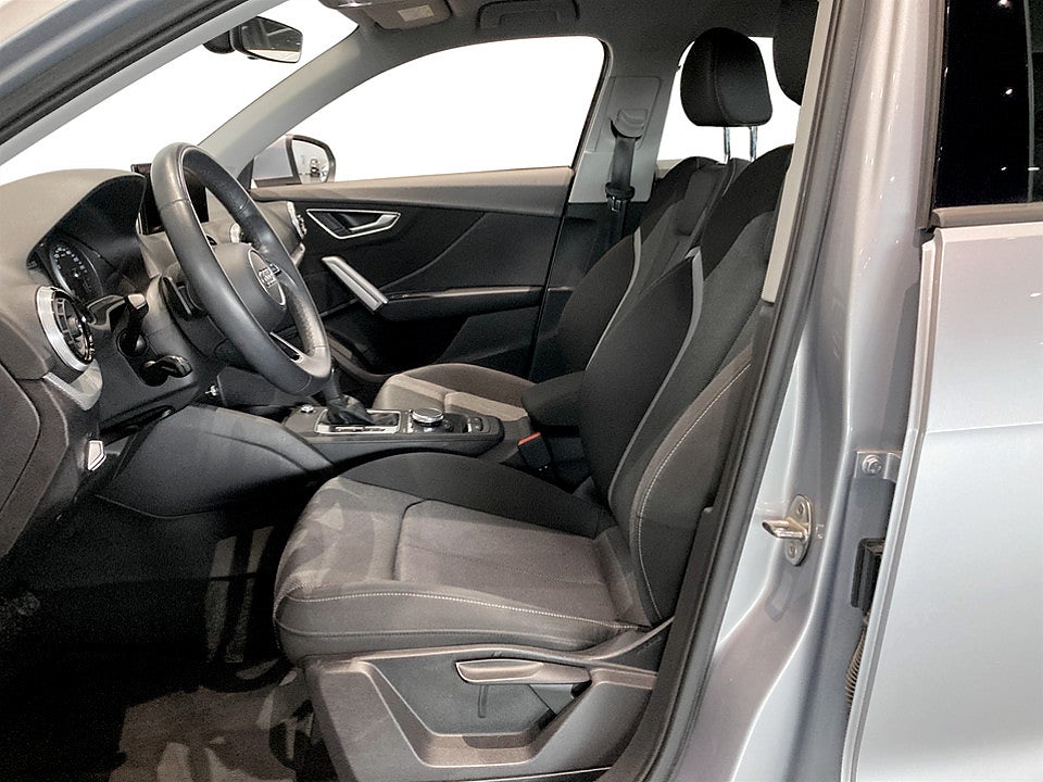 Bild på Audi Q2 Proline Advanced 35 TFSI 150hk Aut BACKENSORER