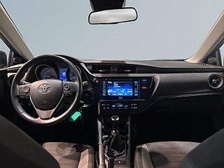 Toyota Auris 1.2 Turbo Active Kamkedja Mvärm Kamera Extraljus SoV – bild 8