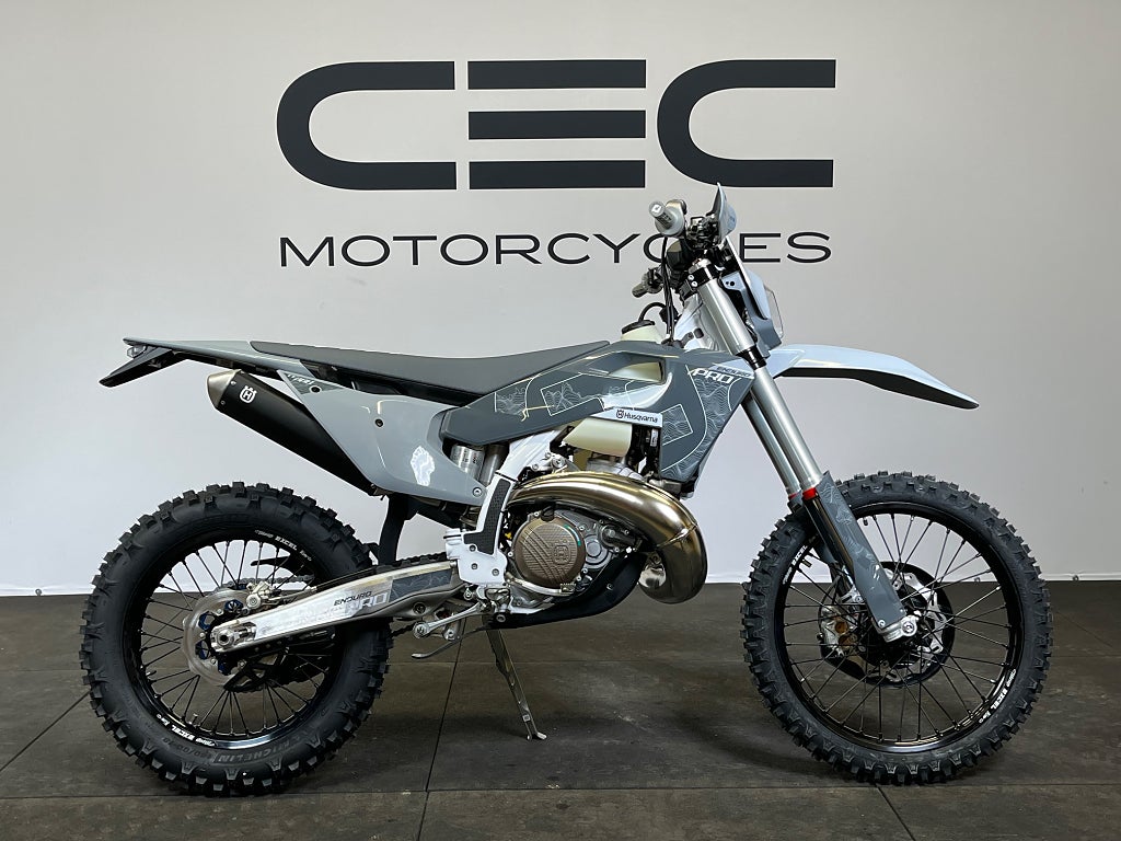 Husqvarna TE 300 PRO *Finns i butik* 