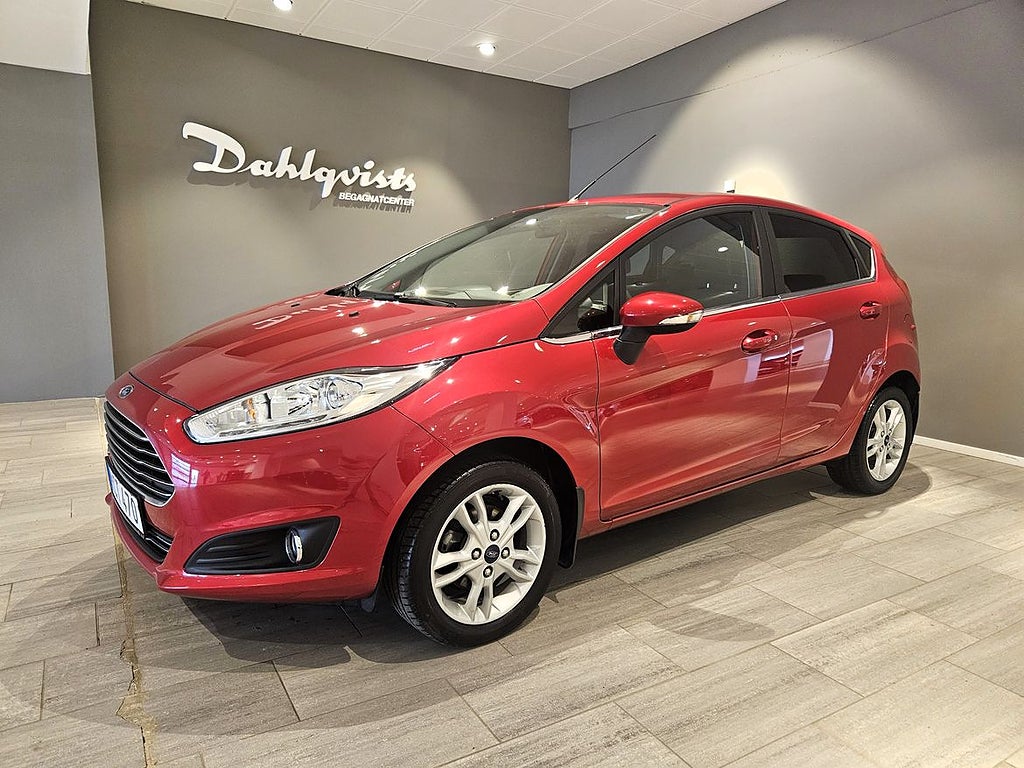 Ford Fiesta 1.0 100hk Ny Kamrem V-hjul | SE MIL!