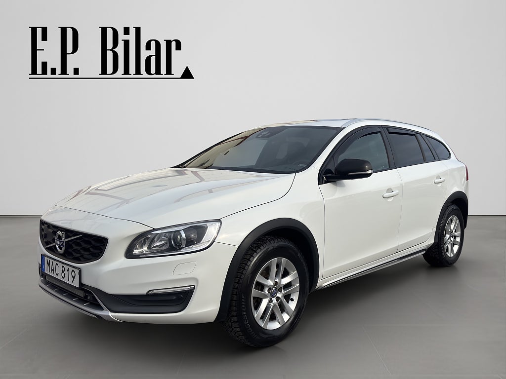 Volvo V60 Cross Country D4 Geartronic Momentum Euro 6/GPS/Adaptiv/Värmare/Drag