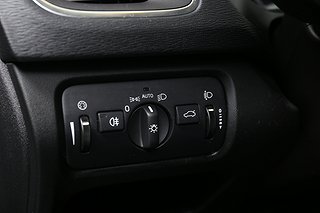 Halvkombi Volvo V40 10 av 18