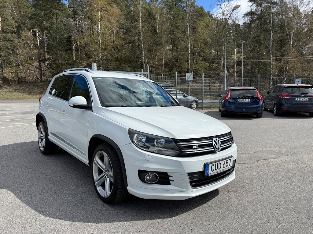 Volkswagen Tiguan 2.0 TDI 177hk 4Motion AUT R-lina Drag Kamera D-Värmare