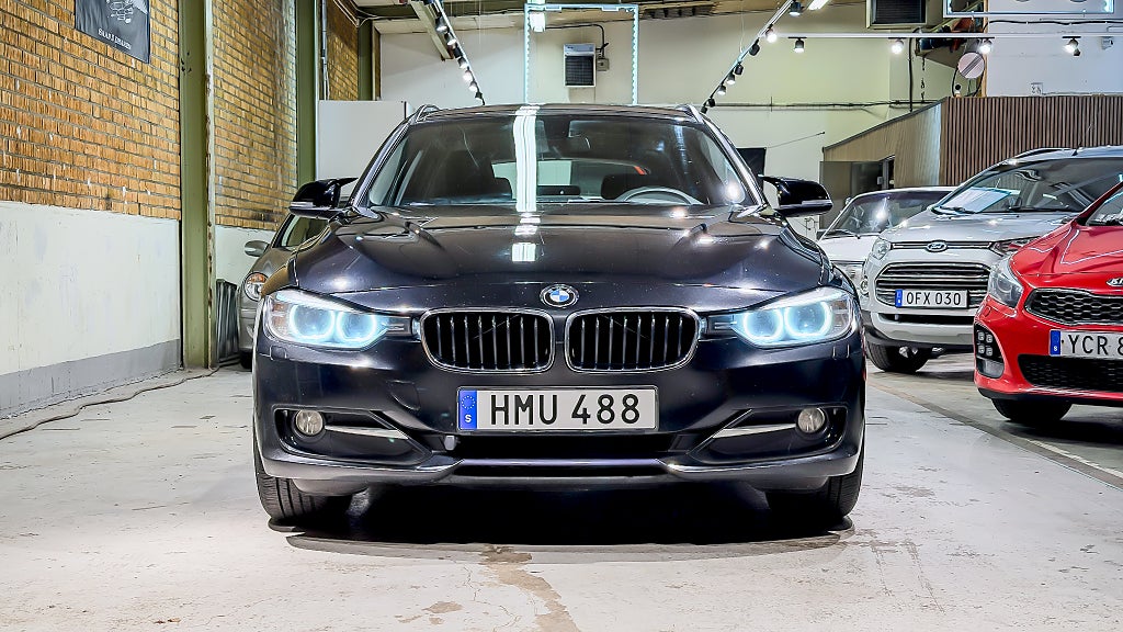 BMW 320D Diesel/ xDrive/ Touring/ Automat/ Sportline/ El drag