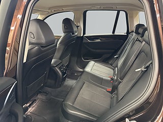 BMW X3 xDrive20d Steptronic X-Line/Drag/D-Värmare/GPS/S&V-Däck – bild 13