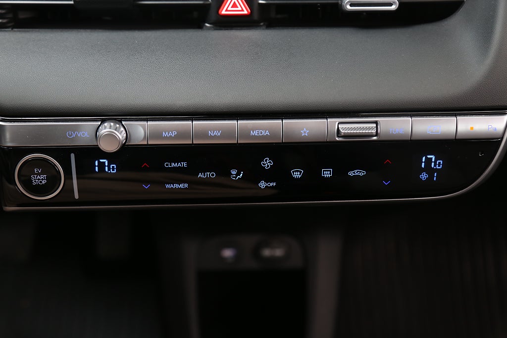 Hyundai Ioniq 5 77.4 kWh AWD Essential 325hk Dragkrok Leabar Nybilsg
