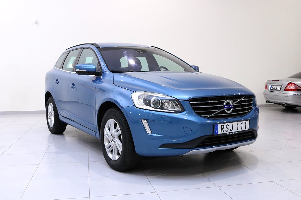 Volvo XC60 D4 Momentum Business Edition Pro / Drag / Värmare 