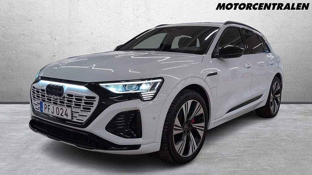 Audi Q8 55 E-TRON QUATTRO S LINE 300,00 KW Selection