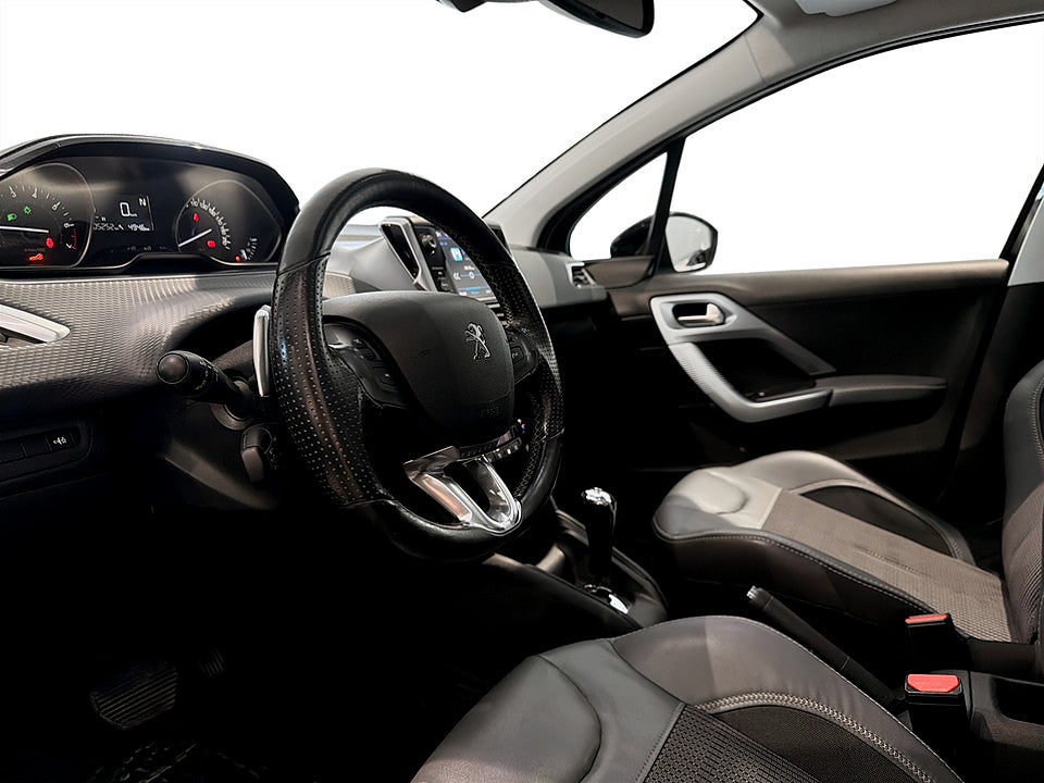 Bild på Peugeot 208 Style 1.2 PT 82hk Aut PANO DRAG