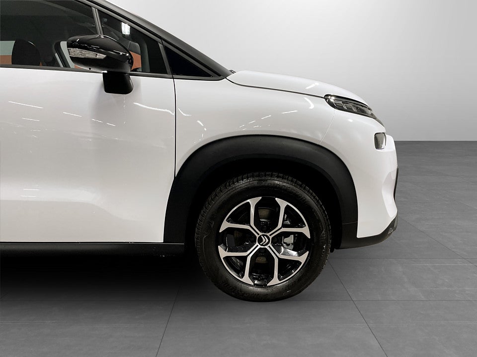 Bild på Citroën C3 Aircross FL Shine PureTech 130hk Aut - DEMO