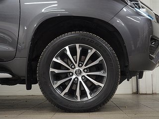 SUV Toyota Land Cruiser 9 av 27