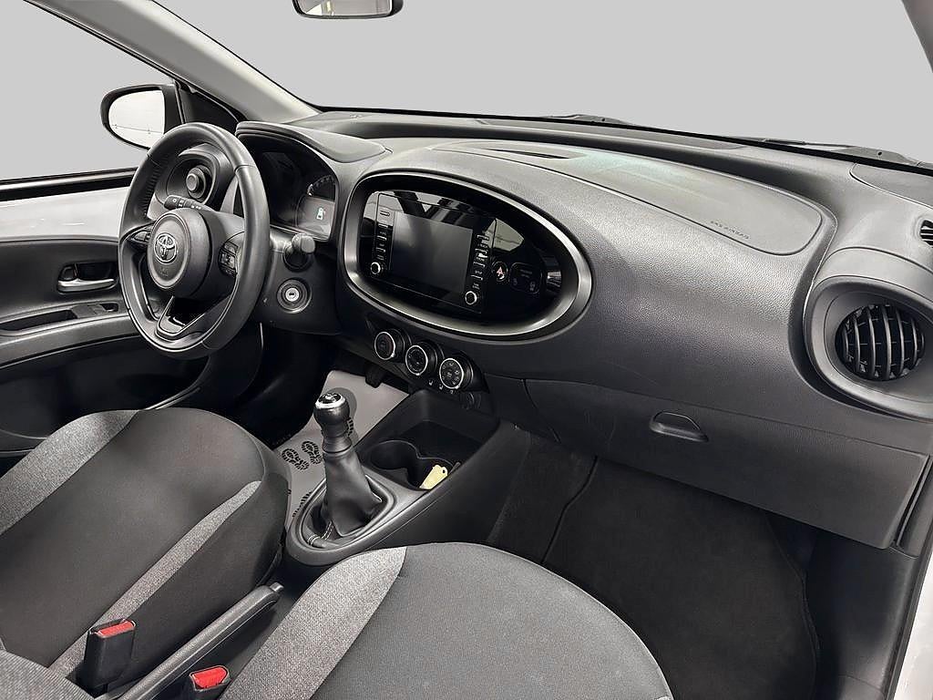 Toyota Aygo 2023 - miniatyr 7
