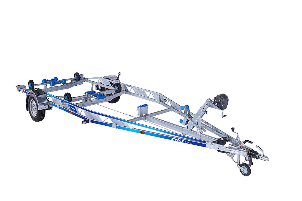 Tikitreiler 1800 BT Bromsad 80 km båttrailer 