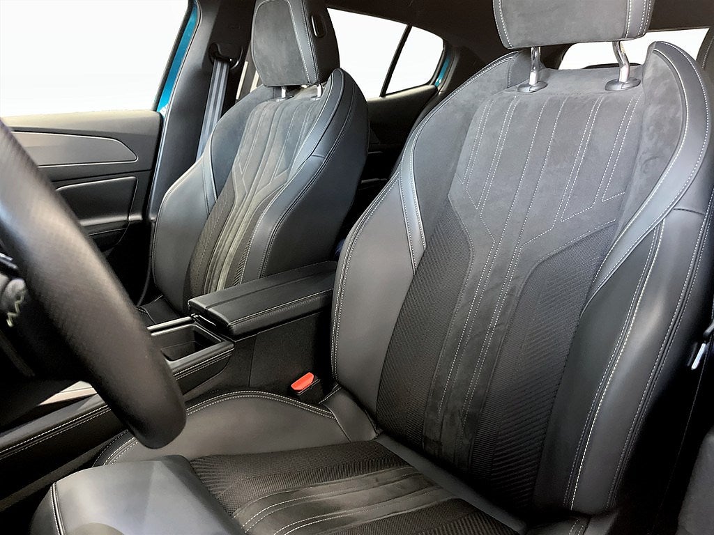 Bild på Peugeot 408 GT 1.2 PT 130hk Aut - B-KAMERA, ELSTOL