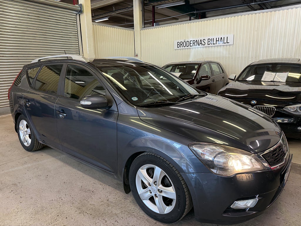 Kia Ceed sw 1.6 CRDi ECO/ 6-Växel/ Dragkrok/ Motorvärmare