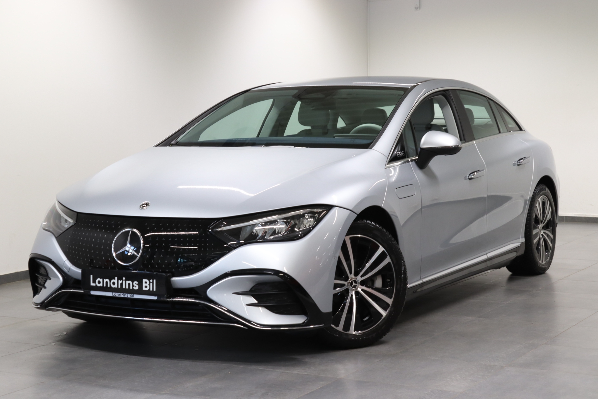 Mercedes-Benz EQE 350+ 2026, bild 4/10
