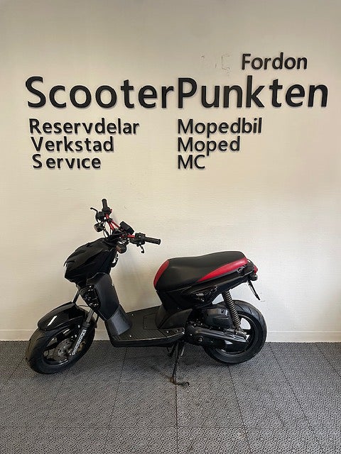 Yamaha SLIDER Slider Naked 