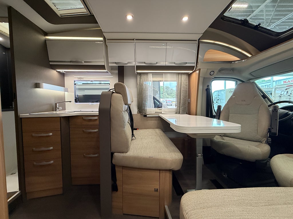 Adria Matrix Plus 670 SC *ALDE*Taksäng*Queenbed*
