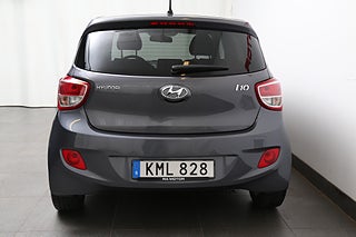 Halvkombi Hyundai i10 5 av 15