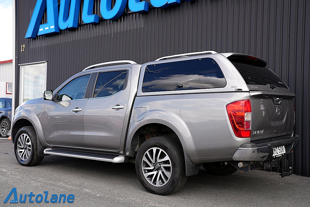 Nissan Navara Dubbelhytt 2.3 dCi 4WD GPS,360°, Sommarkampanj 4,99%