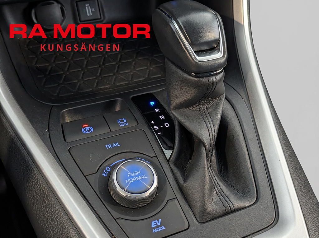 Toyota RAV4 2.5 Hybrid AWD 222hk | Adventure | B-kamera | Drag | 2022