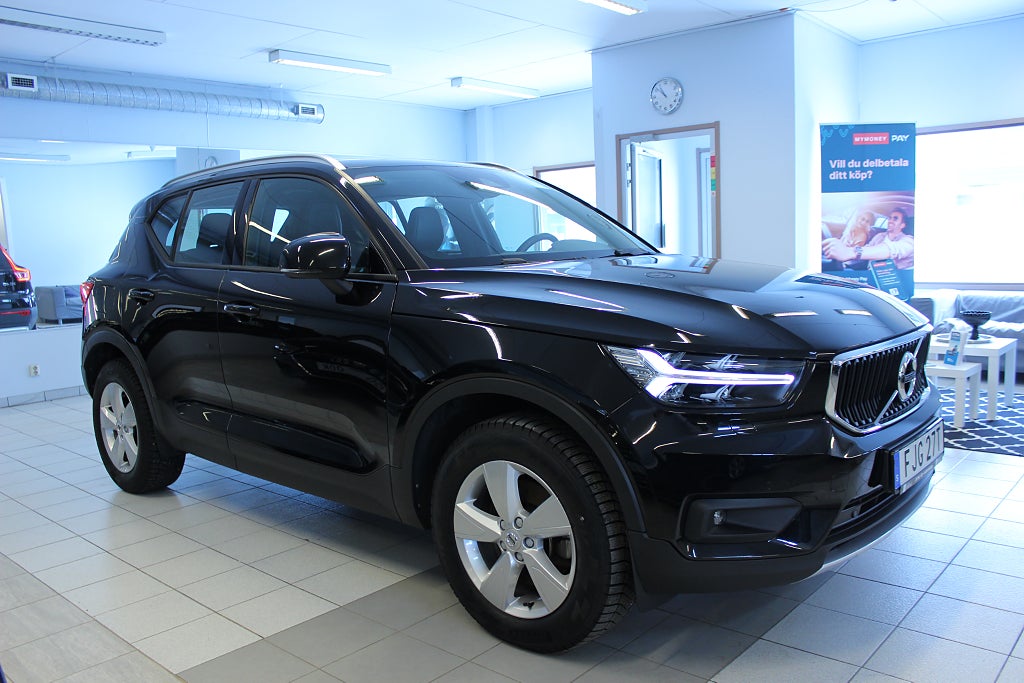 Volvo XC40 D4 AWD Momentum Drag/Värmare/Kamera