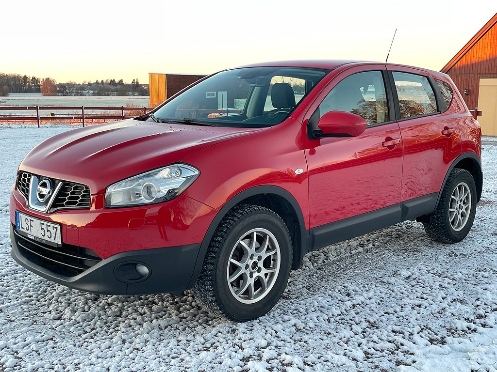 Nissan Qashqai 1.6 Accenta Psensor Nybes Nyservad Vinterhjul