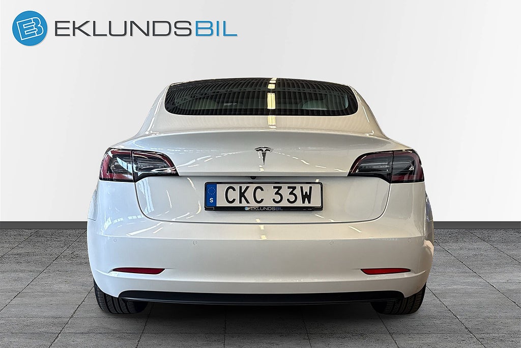 Tesla Model 3 2020