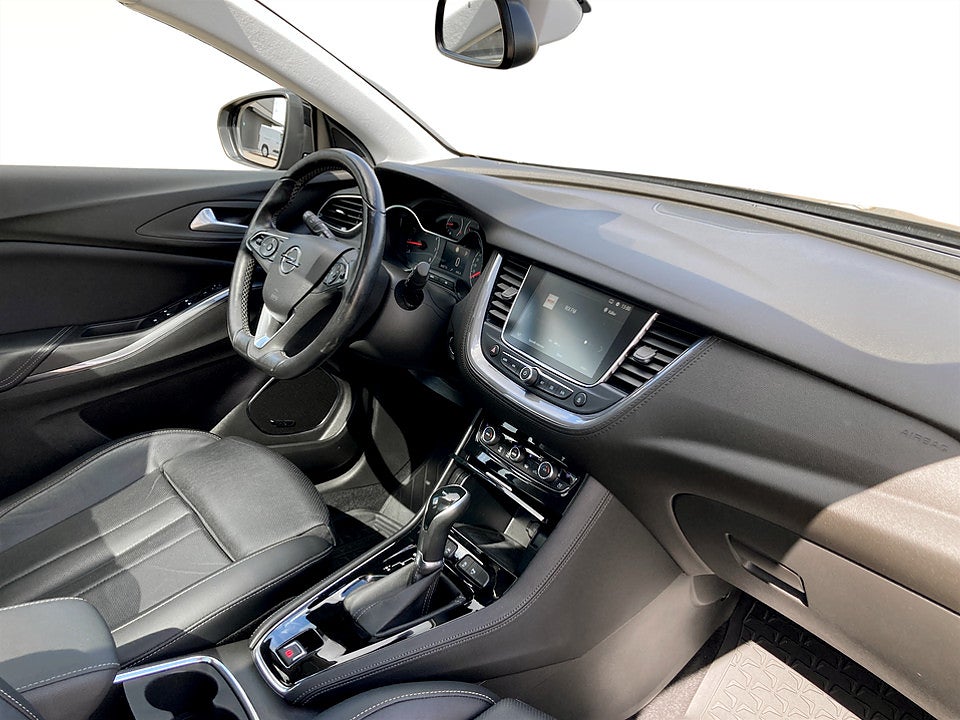 Bild på Opel Grandland X ULTIMATE 1.6 Turbo 181hk Aut B-KAMERA RATTVÄRME