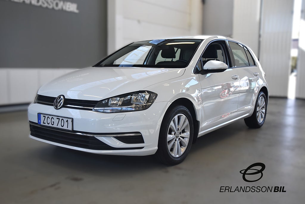 Volkswagen Golf 5-dörrar 1.0 TSI Base Euro 6 NYSERVAD APPLE CARPLAY