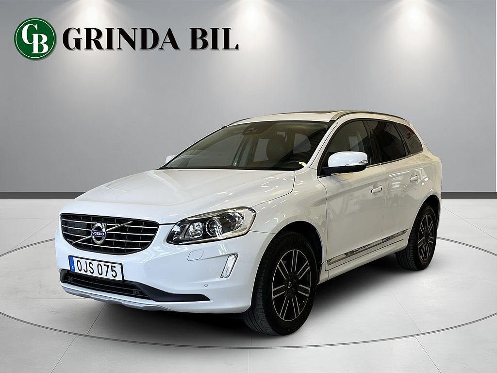Volvo XC60 D4 AWD SUMMUM 1 ÄGARE PANO DRAG B_KAM BILIS PDC LÄDER 