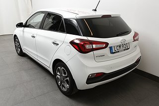 Halvkombi Hyundai i20 4 av 23