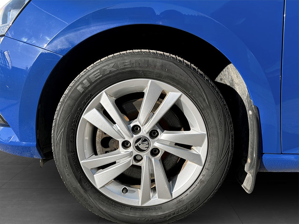 Bild på Skoda Fabia Kombi 1.0 TSI 110hk Aut BACKSENSORER