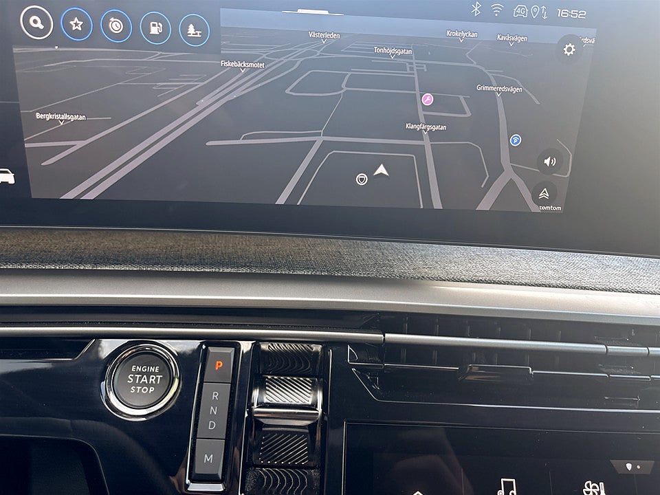 Bild på Peugeot 3008 GT Hybrid 145hk Aut B-KAMERA CARPLAY