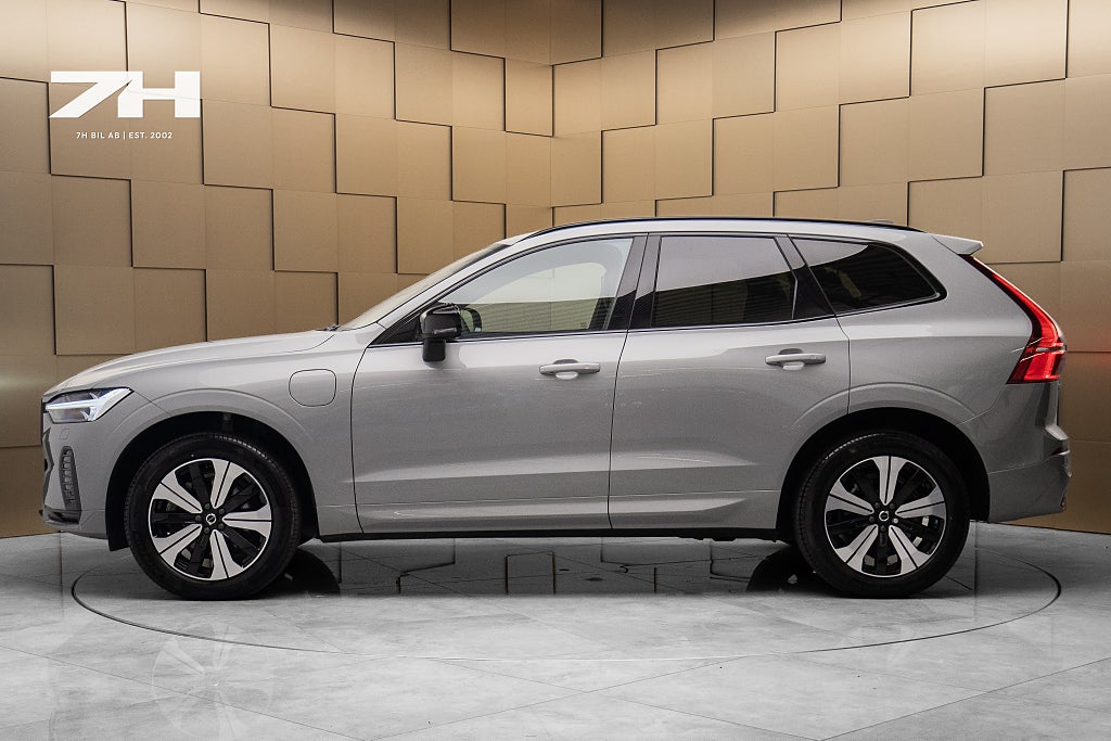 Volvo XC60 T6 Plug-In AWD 350hk Plus Dark Edition  / Dragkrok