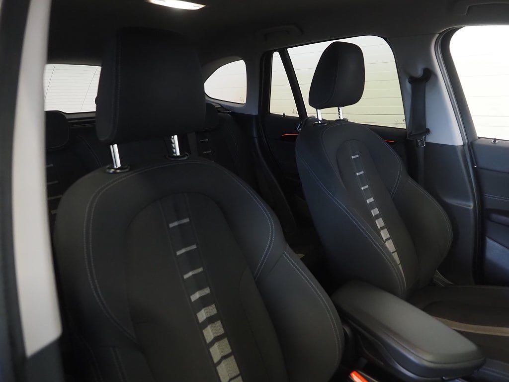 BMW X1 xDrive 20d 190hk Automat Sport line | Kamera | HiFi |