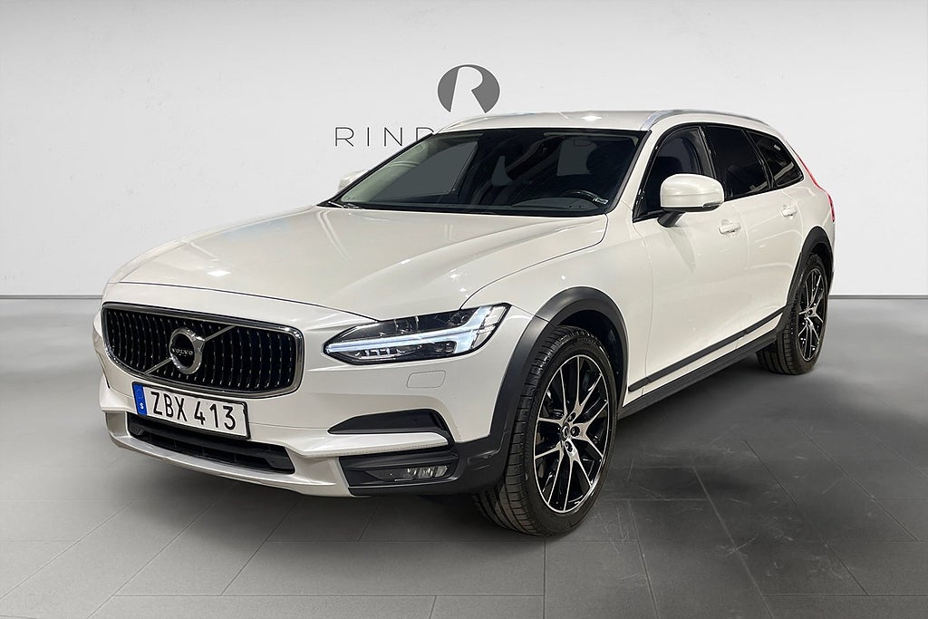Volvo V90 Cross Country D4 190 HK AUT AWD BUSINESS ADV DRAG NAVI D-VÄRM VOC 20"