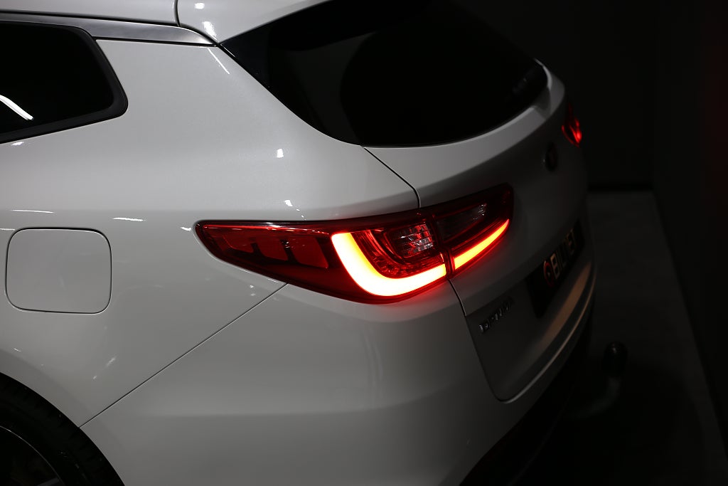 Kia Optima SW Advance Plug-in *3,99%* Hybrid Kamera Drag Sv-Såld
