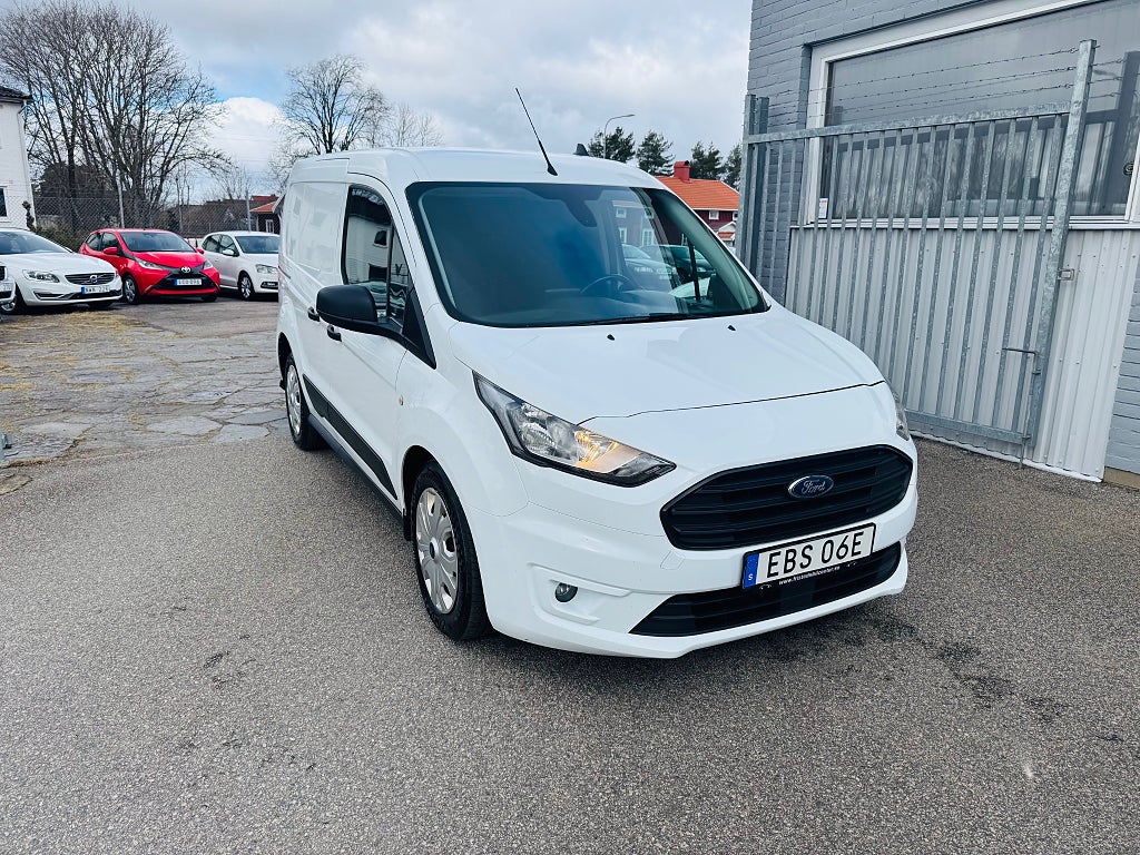 Ford transit CONNCECT 220 1.5 100HK ECOBLUE AUTOMAT / DRAG / VÄRMARE