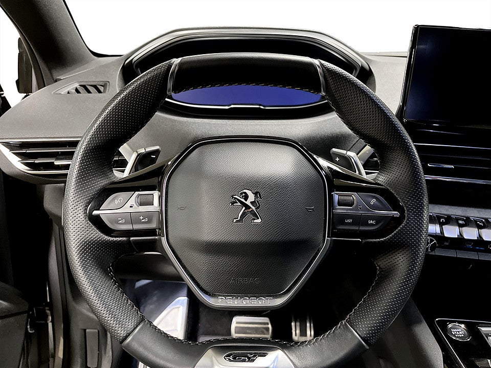 Bild på Peugeot 5008 GT 1.2 PT 130hk Aut 7-SITS B-KAMERA 
