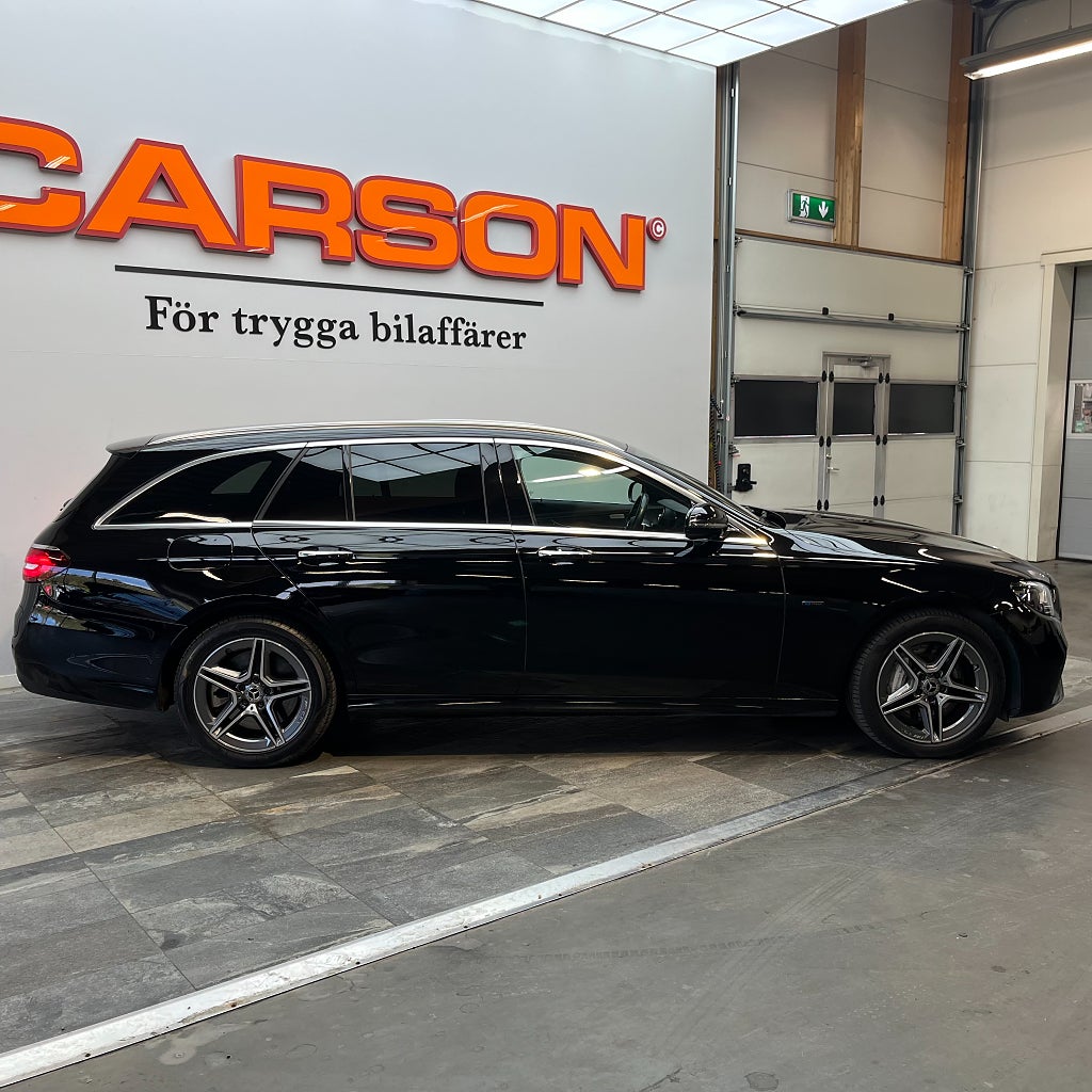 Mercedes-Benz E 4,99% 300 T de AMG Premium Widescreen 360° Drag