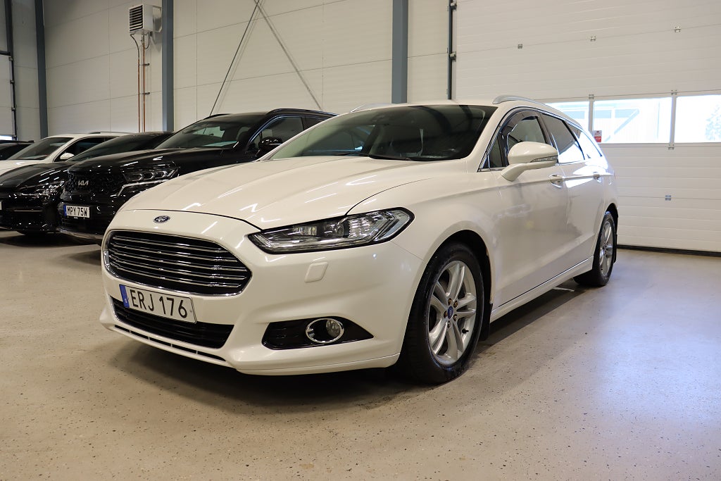 Ford Mondeo Kombi 2.0 TDCi Titanium Kamrembytt 150hk